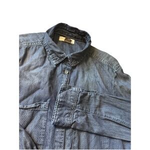 Anthropologie Pilcro Women's Chambray Button Down Shirt Blue Long Sleeve Sz Smal